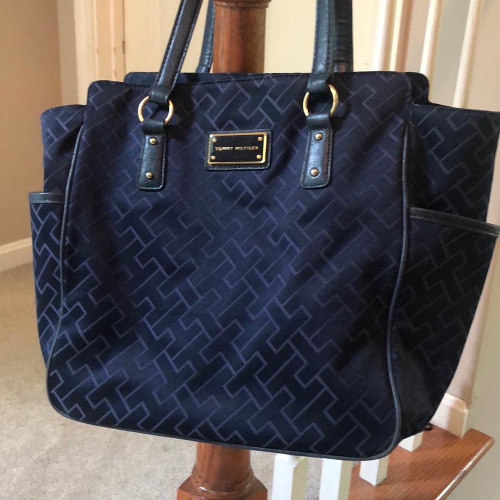 Tommy Hilfiger purse